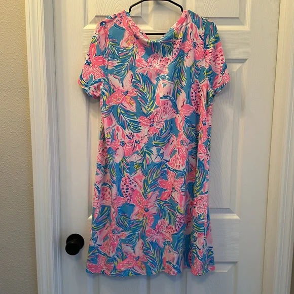 Lily Pulitzer T-shirt Dress - Picture 2 of 3